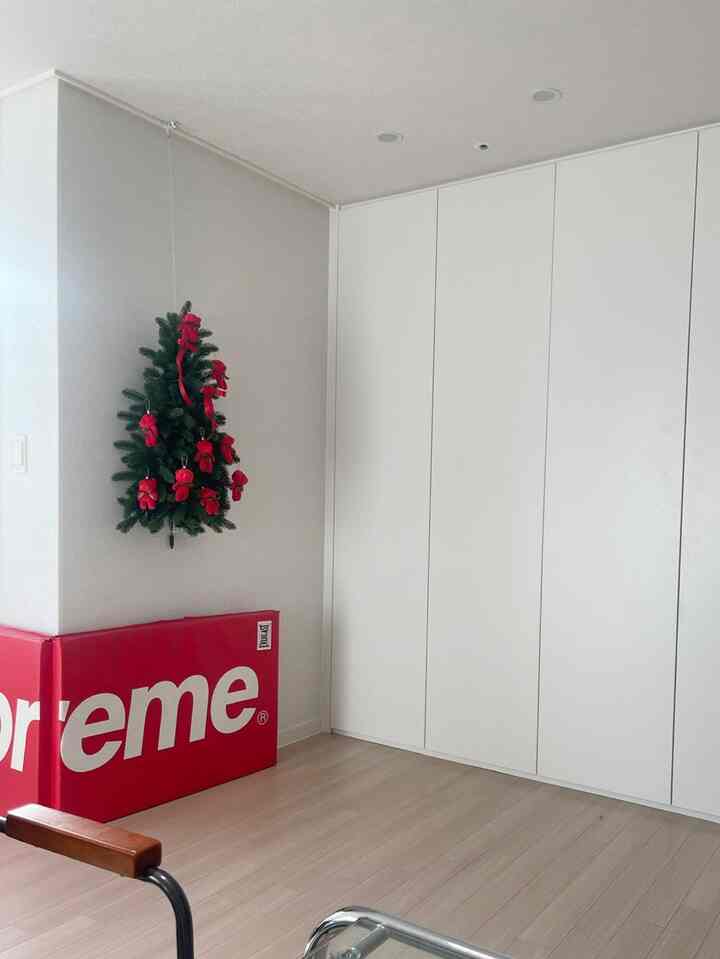 
私の家フォトゾーン😍です。 


ソファから眺める風景です。 
まだビームプロジェクトが到着していませんが、ビームプロジェクトまで 
壁に撃つともっときれいではないでしょうかㅎㅎ期待しています。 
暖かい午前です🐥


＃リビングフォトゾーン#18平インテリア #10平台 