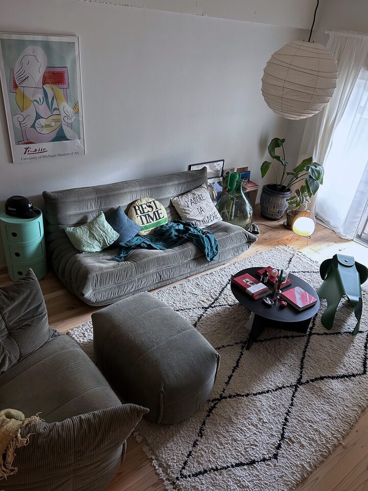 short form carousel card thumbnail