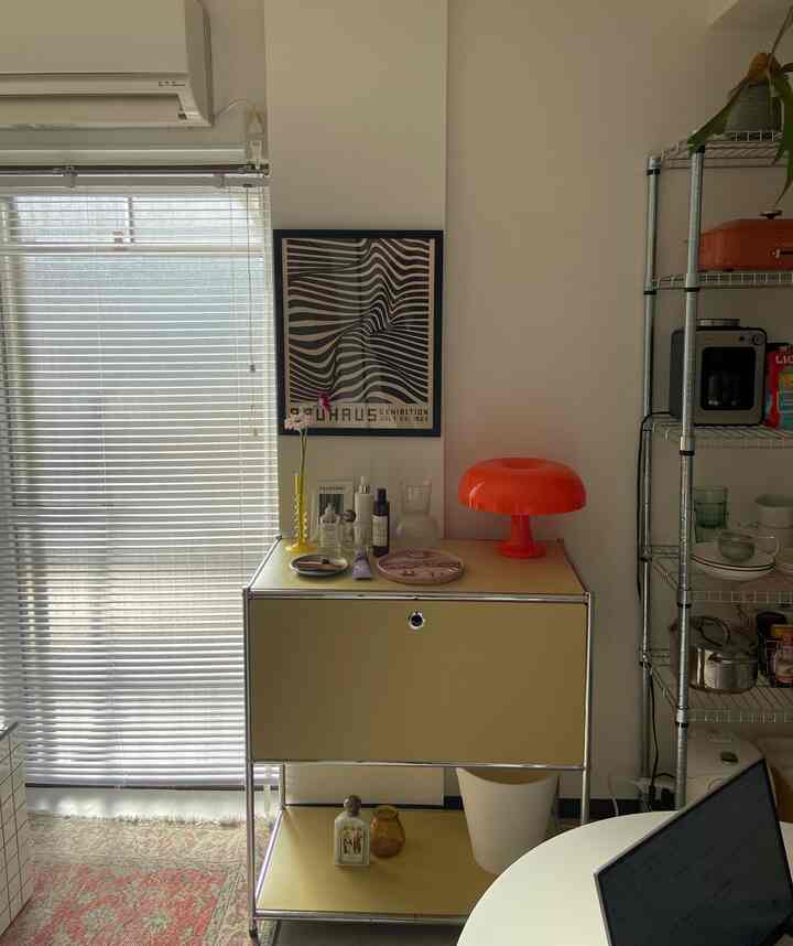 続けることって難しいのね👩🏻‍💻
#interior #midcentury #midcenturymodern 
#marketb#lowya #ikea #bauhouse #1dk 
 #インテリア #リビング #生活感のある暮らし 
#ミッドセンチュリー #ミッドセンチュリーモダン 
#テレワーク #在宅勤務 #在宅ワーク#一人暮らし#ひとり暮らし