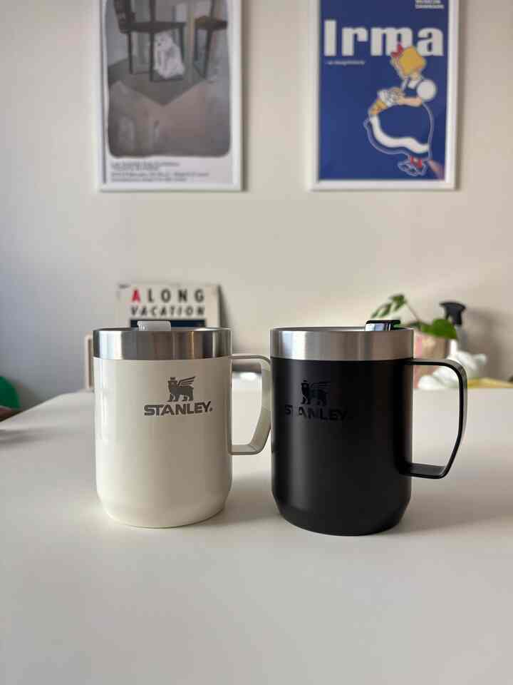 頂き物😇✨
#stanley #真空タンブラー #IKEA #IKEA家具 #ニトリ #ポスター