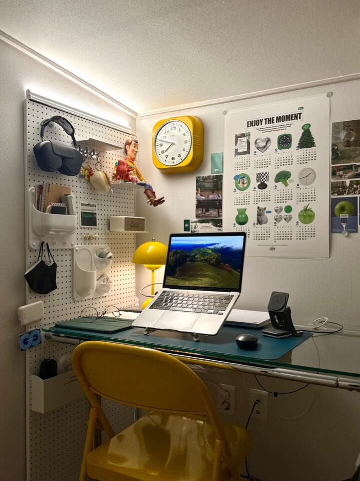 short form carousel card thumbnail