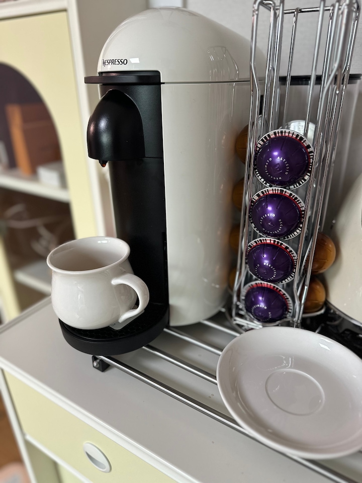 Hangari Ceramic Mug & Saucer Set user photo