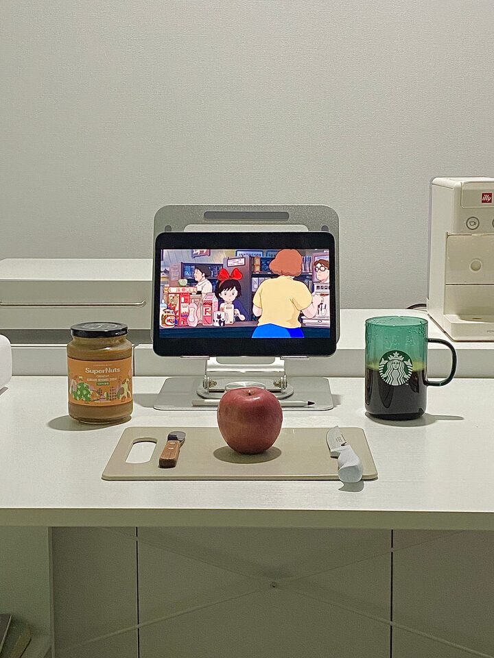 short form carousel card thumbnail