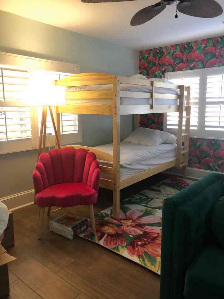 Embracing the vibrant vibes of red tropical interior! 🌺❤️ Bringing warmth and adventure into my space! #TropicalVibes #HomeDecor