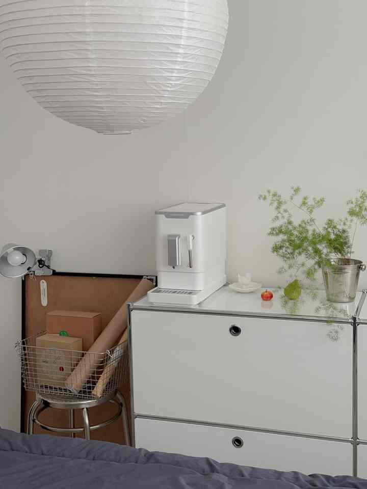 ホームカフェの特長は、私の好みに合わせて思いっきり作って飲めるということ！ 
そしてもうひとつは、空の高い行を知らず、高騰するカフェコーヒー価格の支出負担が少なくなるということです。 

柔らかいミルクフォームをパックパックして作ったアイスカプチーノ☕️ 
ジェニファールームのコーヒーマシンのおかげで、新年にはさらにカフェに行くことがなくなります。 
家のコーヒーが最高ですよ👍🏻🤎

＃ジェニファールーム＃ジェニファールーム＃ジェニファールームコーヒーマシン＃ジェニファールーム全自動コーヒーマシン#homecafe #ジェニファールーム全自動コーヒーマシンスチームラテpro #エスプレッソマシン＃コーヒーマシンおすすめ＃スチームコーヒーマシン＃新婚旅行ギフト＃家の贈り物