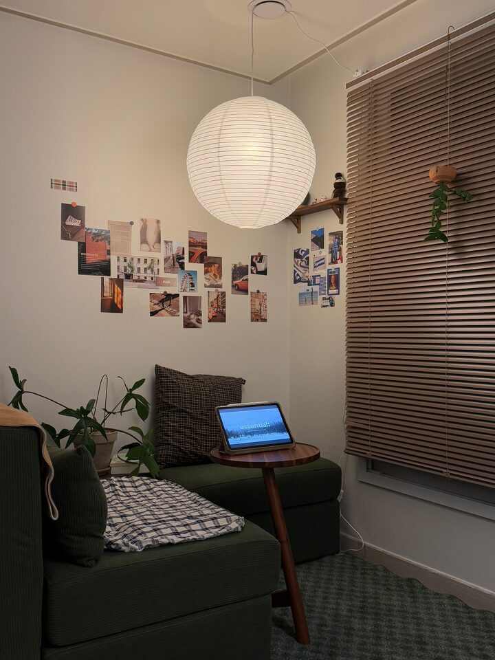 short form carousel card thumbnail