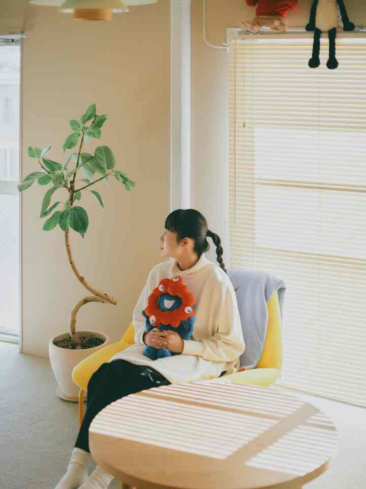 UFOキャッチャーでゲットしたミャクミャク
#ミャクミャク #リビング #シンプルな暮らし #植物 