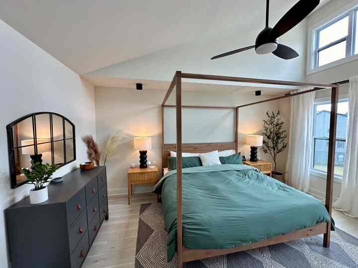 Transforming my modern bedroom with a stunning canopy bed! A touch of elegance and coziness all in one. ✨🛏️ #BedroomGoals #CanopyDreams