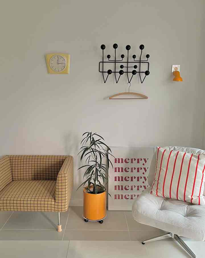 
連休の終わりには掃除と運動！
あふれたので運動する必要がありますZIP

#ソハウス
#連休
＃ショパ＃1インショパ＃モスカーペット＃リビングインテリア
#アパートインテリア #ミニマルライフ
#ミニマルインテリア #ミニマリズム
#ラウンジチェア #ウォーキングルック #ootd