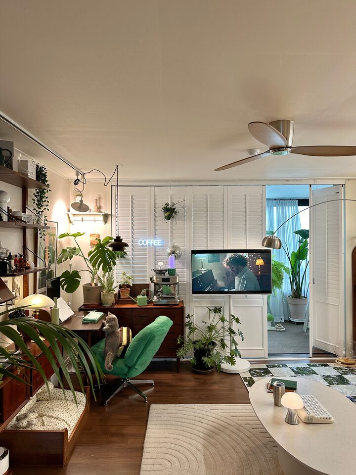 short form carousel card thumbnail