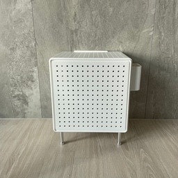 눈엣가시였던 티비 셋톱박스& 와이파이 기기 
깔끔하게 정리하고 싶어서 구매한
홀로 ‘PEGBOARD BOX 홀로 타공박스’ 에요!
타공박스+메탈다리+플라스틱 포켓이 셋트 아닌 
개별 구입했어요!! 
셋톱 박스 가리기용으로 구매한거지만
나중엔 칸막이 따로 구입해서
수납함으로 사용하기 좋을거 같아요🖤🖤
#셋톱박스정리 #콘수프기록

