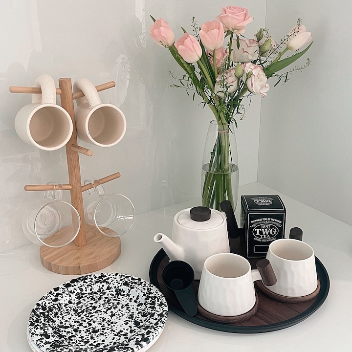 Katsura Wood Handle Ceramic Teapot Set user photo