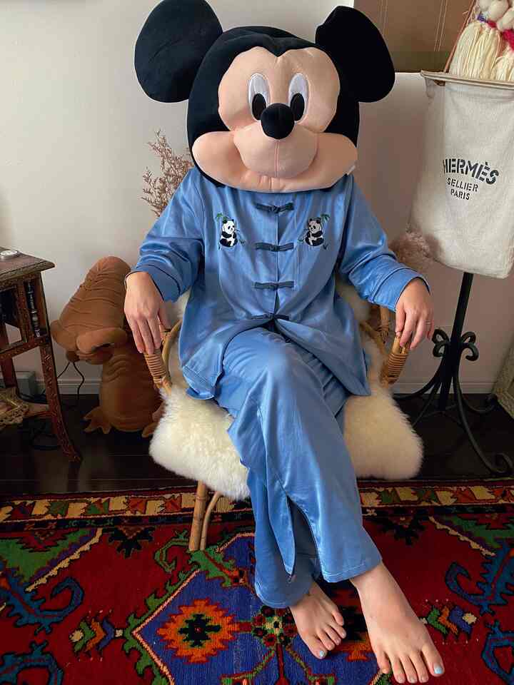 ここで読書するのがヲタクの日常

#vintagechair
#キリムラグ
#幸せタイム