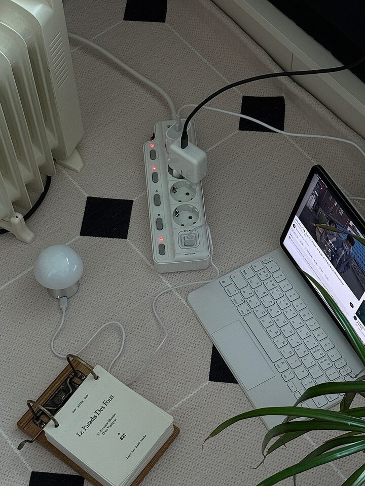 short form carousel card thumbnail