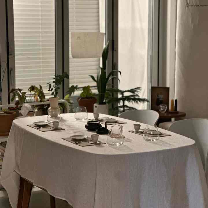 #오늘의우리집
最近は自宅で茶座をしばしばオープンしています。 #테이블보 を足して多球をセットして友達が好きなら欲しいというときめきで楽しいです！ 

テーブルボーのものとしなかったと感じがしっかり気分転換するのに良いようです :) #콘수프 #찻자리 #티타임 #teatime #tea #테이블세팅 