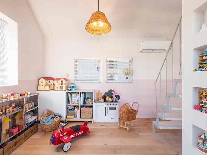 The children's room immediately after completion. My children were still in kindergarten, so I love the cuteness of the children's room at this time.

#Children's room #子供部屋家具 #子供部屋収納 #子供部屋インテリア #IKEA #IKEA収納