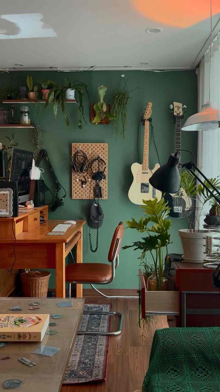 #겨울의우리집

Saya sangat menyukai yoghurt stroberi akhir-akhir ini. 🍓✨Saat Anda mencampur stroberi dengan kacang-kacangan dan yogurt, teksturnya yang renyah namun lembut sungguh menyenangkan, dan rasanya yang manis membuat Anda merasa senang!
Kombinasi jeruk keprok dan yoghurt enak, tetapi juga cocok dengan stroberi. ☁️💖

🔖
#ruang gelap #플랜테리어 #홈가드닝 #식물인테리어 #테라리움 #식물스타그램 #반려식물 #식물 #식물키우기 #식집사 #틸란드시아 #planterior #plants

#SelfInterior #내방꾸미기 #홈스타일링 #오늘의집 #홈데코 #홈스타그램 #interior #interiordesign