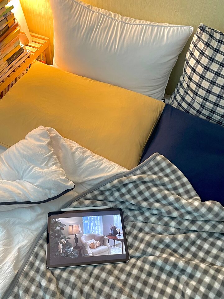 short form carousel card thumbnail