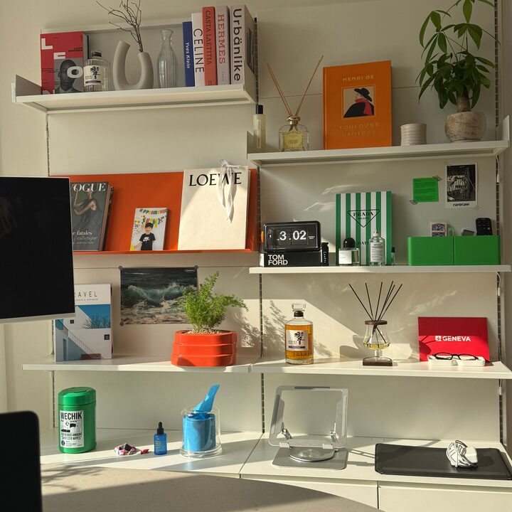 short form carousel card thumbnail