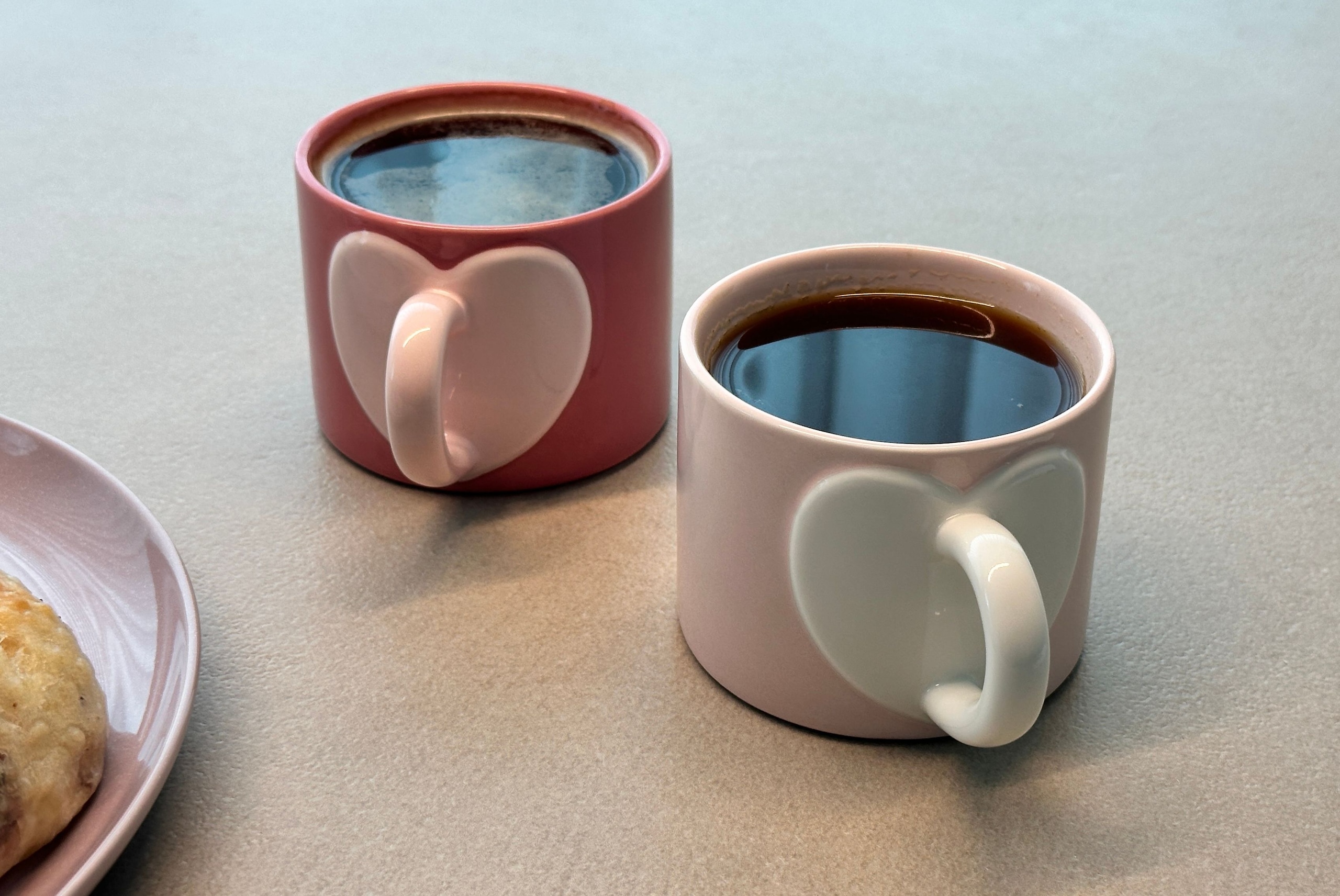 Heart Signal Hug Ceramic Mug (Set of 2) user photo