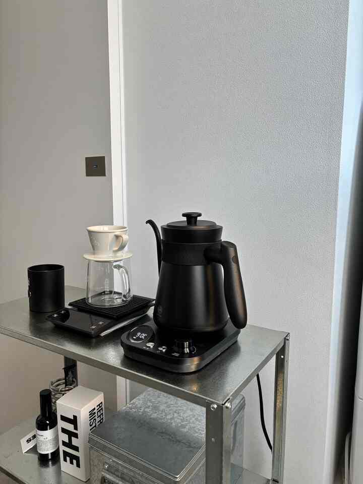 Saya mulai tertarik pada kopi tetes jadi saya memutuskan untuk mendapatkan peralatan yang saya butuhkan! Ini adalah tipe yang cocok berdasarkan bentuknya 😮‍💨

#Kopi tetes #コーヒー #コーヒー dan perlengkapan teh #コーヒータイム #カフェ #coffee