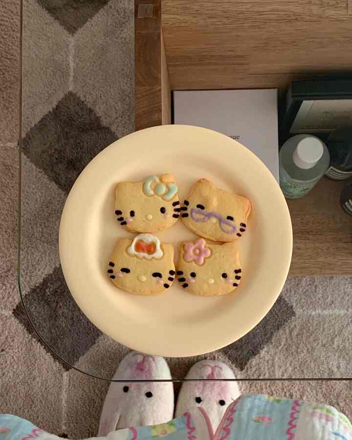  #홈카페 #홈카페놀이 #홈쿠킹 #bakingtherapy #homebaking #homemadedesssert #온더테이블 #베이킹기록 