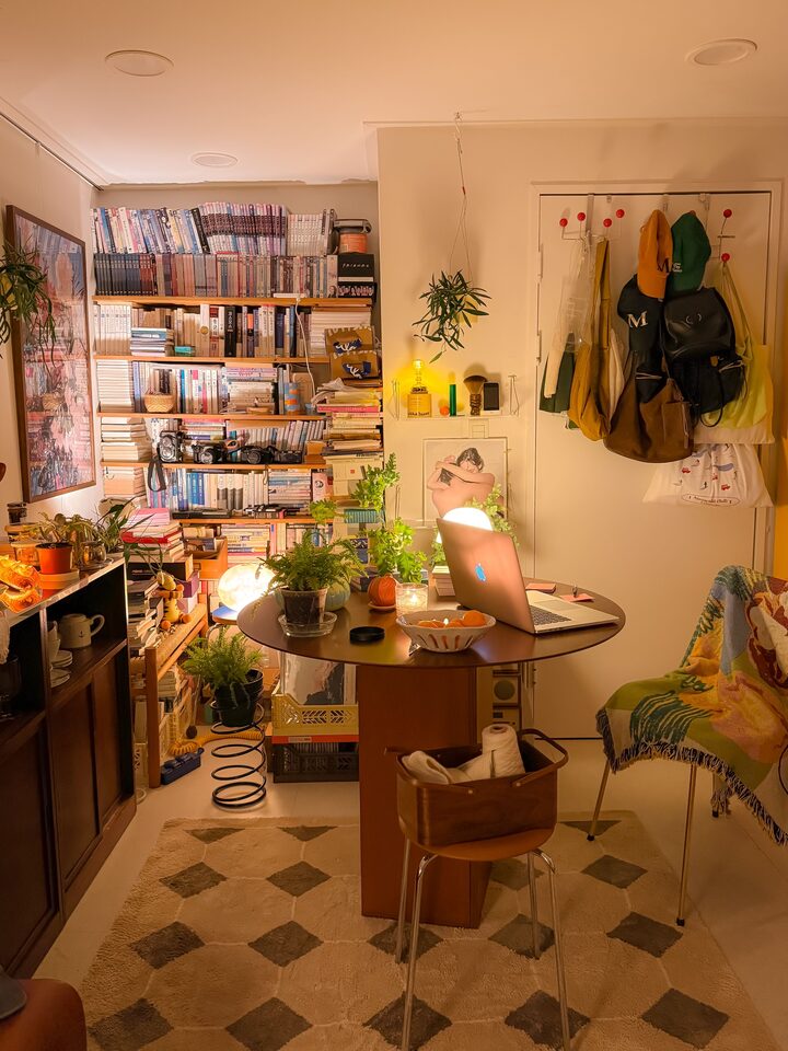 short form carousel card thumbnail