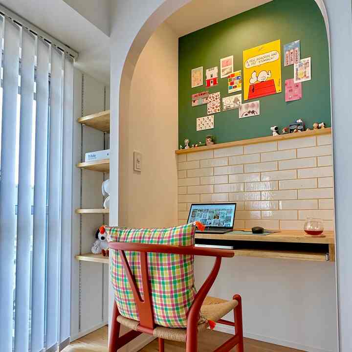 仕事の日💭



#ワークスペース #ワークスペースインテリあ #リノベーションマンション #リノベ #リノベーション事例 #夫婦二人暮らし #カラフルインテリア #北欧インテリア #北欧モダン #ミッドセンチュリー #ミッドセンチュリーインテリア
