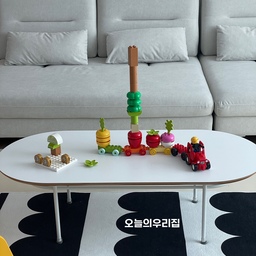 아이가 놀고 난 흔적🚂🚂
갑자기 산다라박이 생각나네요…ㅎㅎㅎㅎ
층간소음 매트는 사이즈가 참 큰데 
절반이 요렇게 접히니까
청소가 매우 편해요 ㅎㅎㅎㅎ
#콘수프기록 #오늘의우리집
#오늘청소완료 #육아 #육아맘 #육아일상 #아기키우는집 #아기키우는집거실 #듀플로 #레고 #아이장난감 #장난감 #층간소음매트 #폴더매트 #바니하우스 #거실스타일링 #거실인테리어 #삼성청소기 #무선청소기 #비스포크제트 #비스포크 #오늘의집에서샀어 #잘산템 #추천템 #청소 #오늘의힐링 #맞팔 #30평대 #육아용품 #육아는템빨