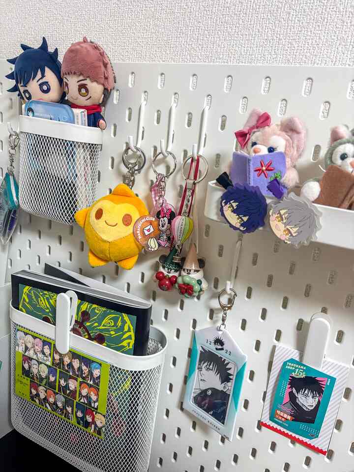 #カラフルインテリア #カラフル #IKEA #イケア #デスク #デスク周り #デスクインテリア #オタク部屋