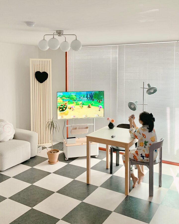 short form carousel card thumbnail