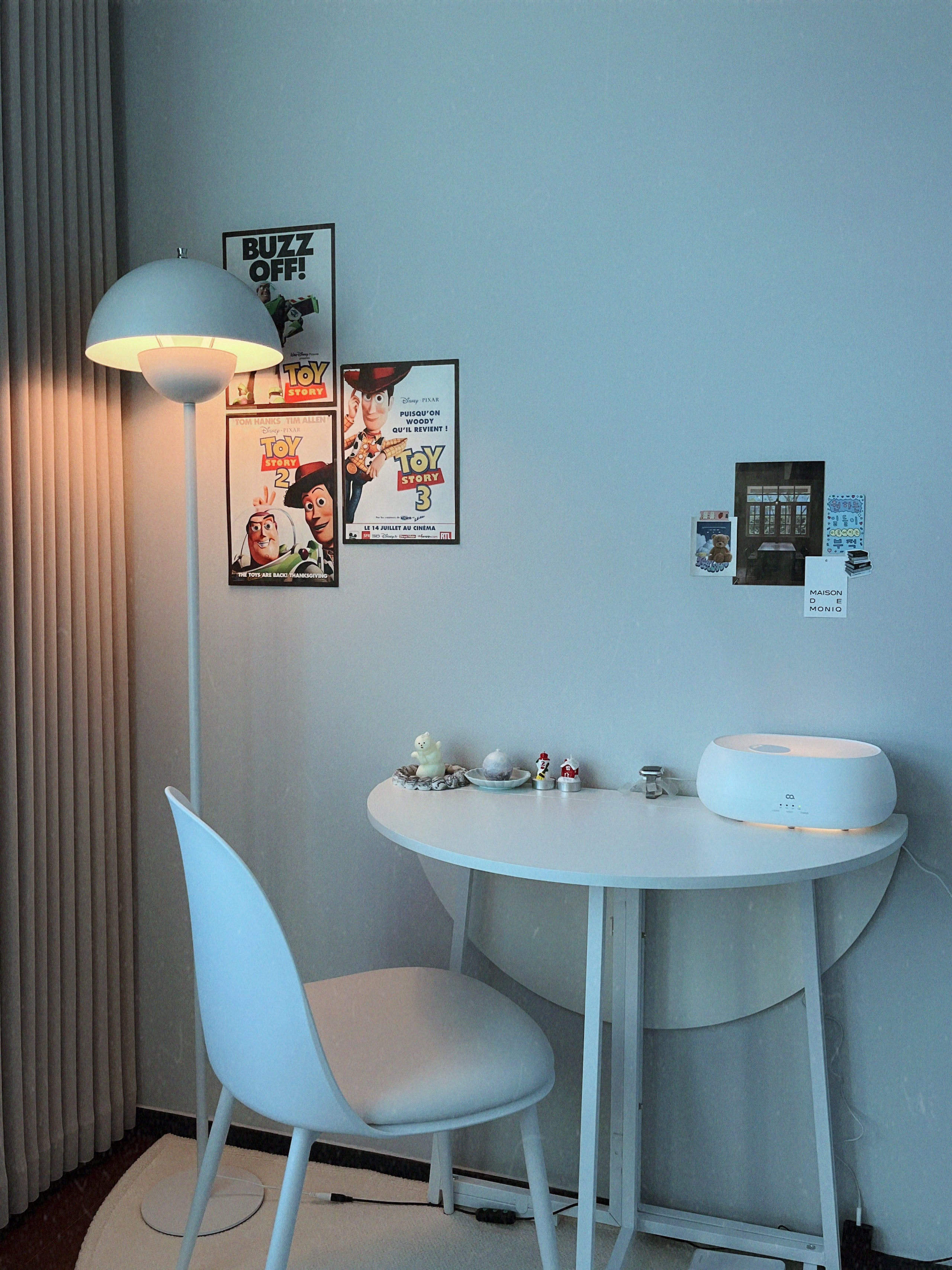 Moonly Folding Round Table user photo
