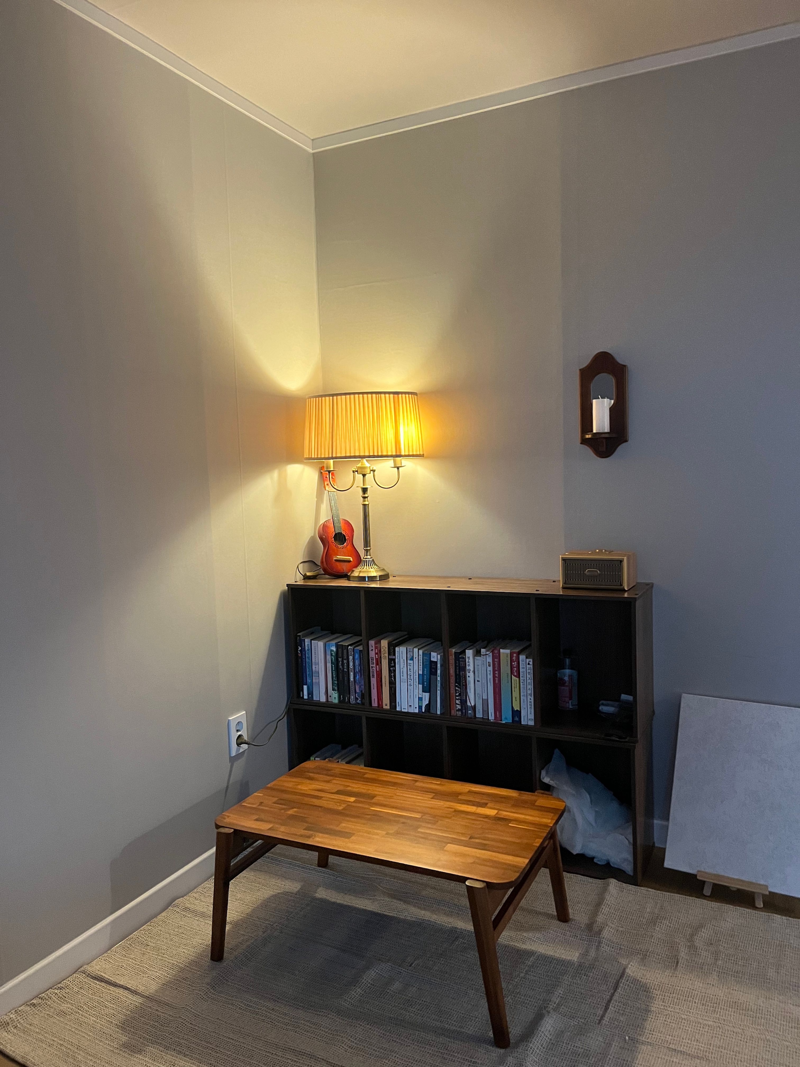 Solid Wood Foldable Low Coffee Table user photo