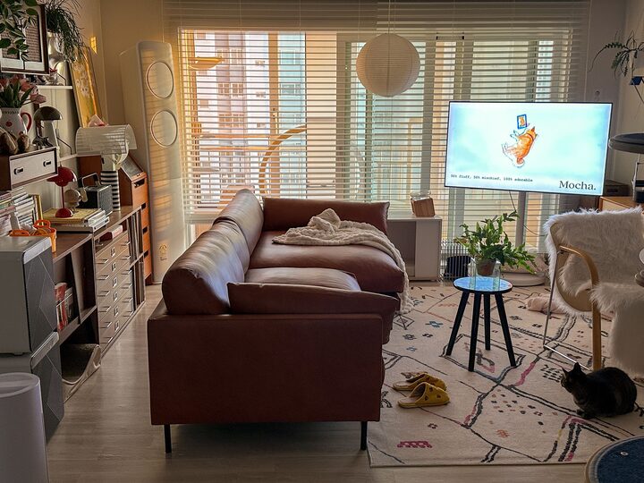 short form carousel card thumbnail