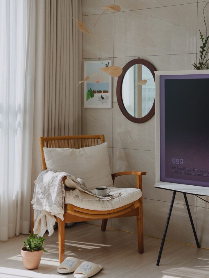 short form carousel card thumbnail