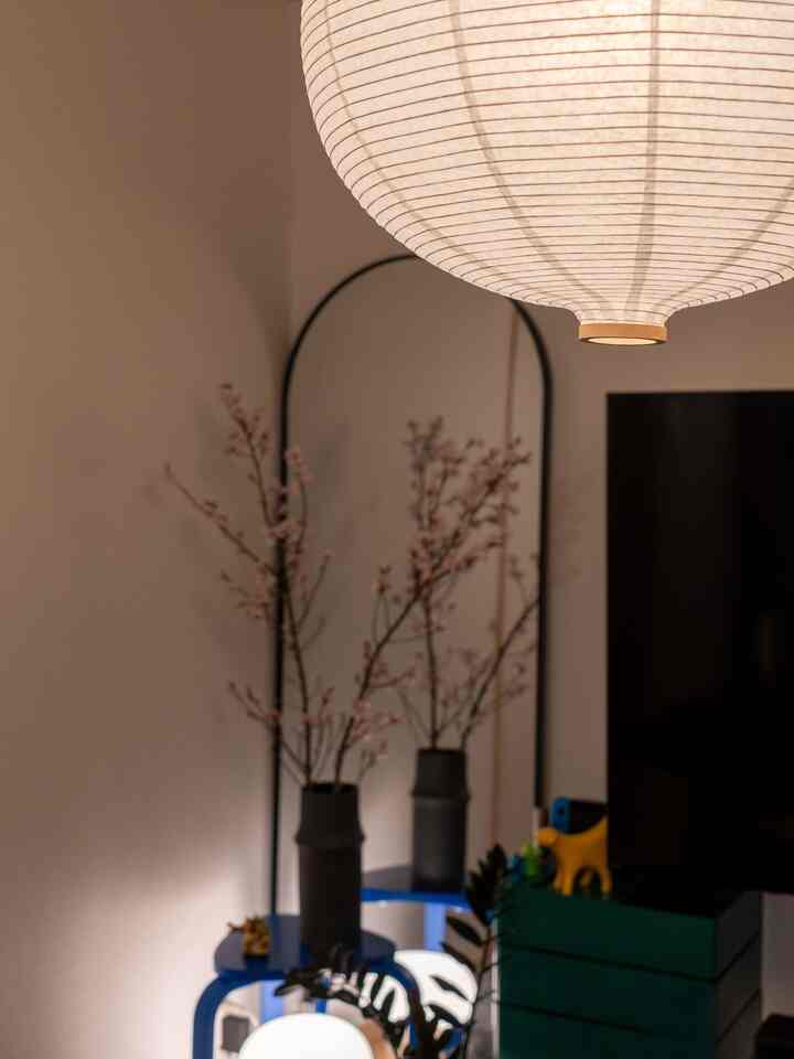 さくら🌸➕ペーパーシェード💡🟰和風

#和風インテリア #間接照明 #全身ミラー #IKEA #リビング構造  