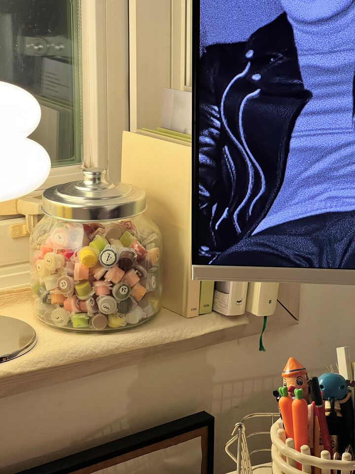 short form carousel card thumbnail