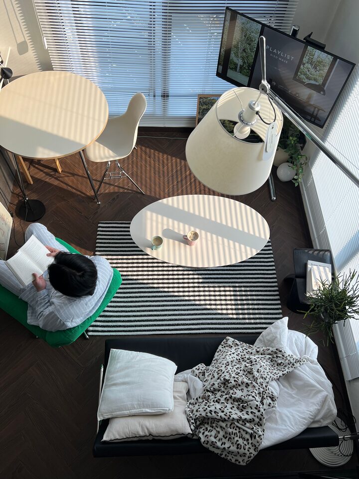 short form carousel card thumbnail