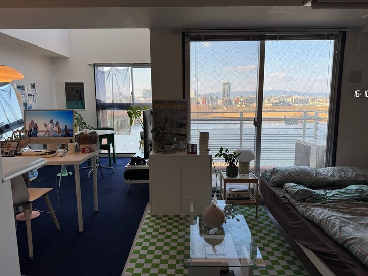 short form carousel card thumbnail