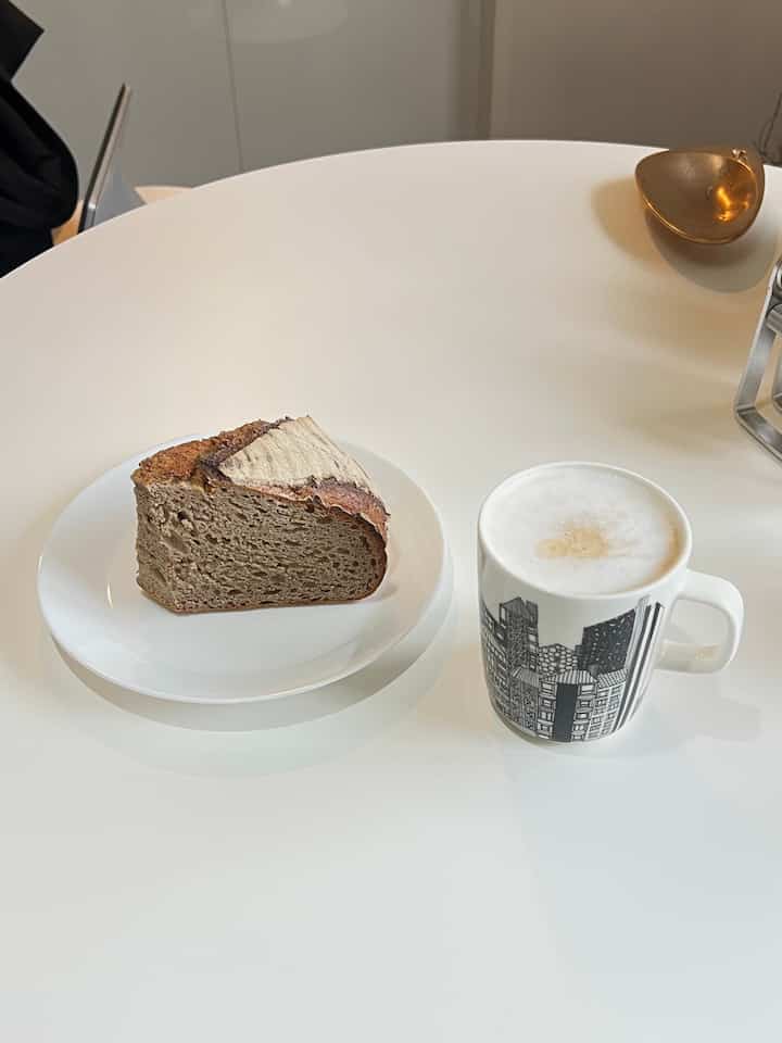 バタバタな朝とパン
#marimekko #IKEA #IKEAキッチン 