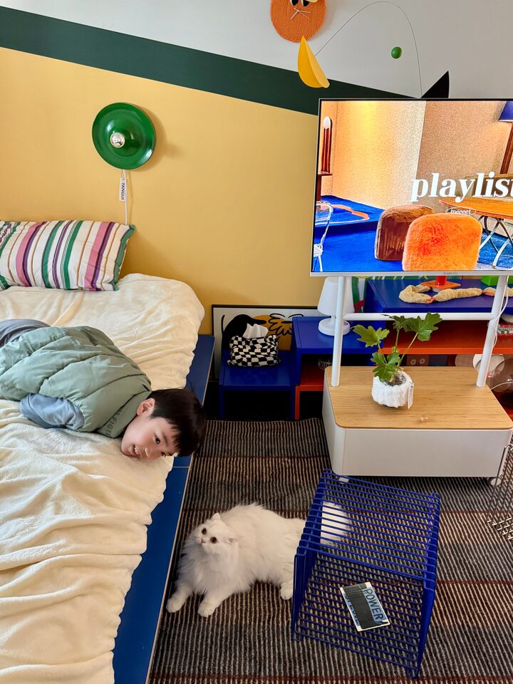 short form carousel card thumbnail