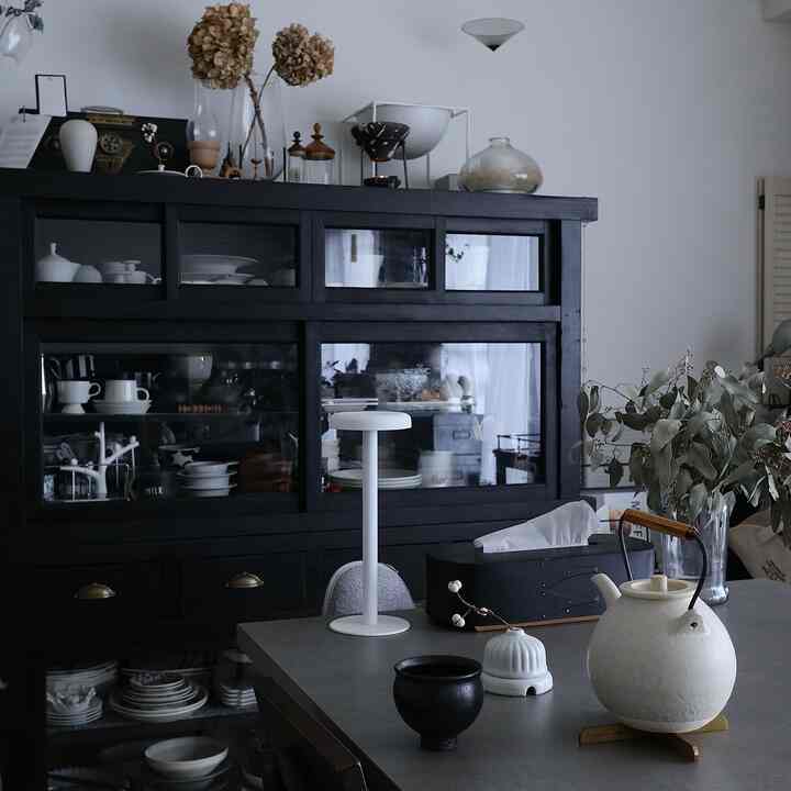 お茶時間
好きな器たちで癒しの時間

#鈴木環
#ピジョンカップ
#角掛政志
#陶やかん
#うつわ好き
#日々の暮らし
#暮らしを楽しむ 
#暮らしの記録 
#すきなものに囲まれて暮らしたい 
#好きなものに囲まれた暮らし 
#ミックスインテリア
#アンティークのある暮らし
#古いものがある暮らし 
#古道具のある暮らし 
#水屋
#海外インテリアに憧れる
#インテリア好き 
#暮らしの道具 
#モノトーン雑貨
#マンション暮らし 
#マンションインテリア
#eosm100 