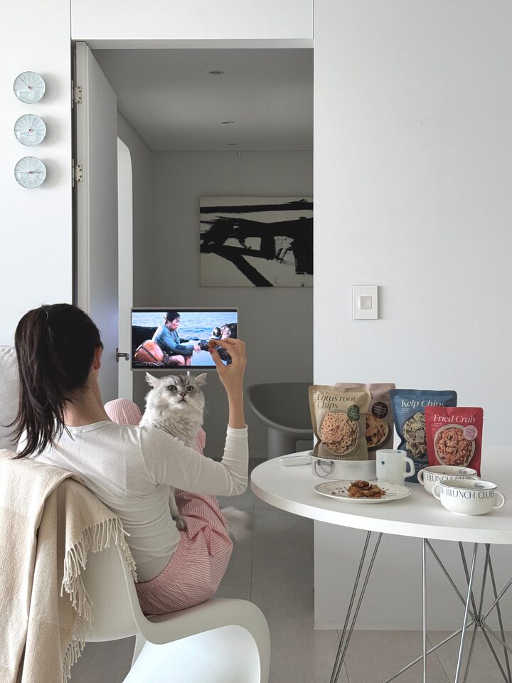 short form carousel card thumbnail