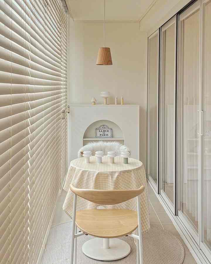 #광고
最近好みがきちんと狙撃された日光電球ベビースノーマン
とてもかわいいので色ごとに集めるのが楽しいですよ💡✧

今回「今日の家X日光電球」単独カラーが発売されました
ディープネイビーとセージグリーンカラーは今日の家でのみ 
会えるなんて見逃せないよ！所蔵欲望 뿜뿜 - ♥ ✨

どの空間に置いてもポイントになって所蔵価値がしっかり！
サイズは小さくても2つの色温度変換とホタルモード、
繊細な明るさ調整（𝟣𝟢𝟢、𝟨𝟢、𝟣𝟢％）まで可能です。

バイナリウィーク期間に割引価格で得ます 🛍️

♥ 𝟯.𝟭𝟳 (𝗠𝗢𝗡) - 𝟯.𝟯𝟬 (𝗦𝗨𝗡) ♥
⠀ 
今日の家高感度セレクトショップ「バイナリショップ」で厳選された 
ブランドの感覚的な製品を歴代級割引金額で📉
購入する機会！ [バイナリーウィーク] #바이너리샵 #binaryshop  #SNOWMAN8 #Portable #베이비스노우맨 #오늘의집에디션 #조명  #포터블조명 #일광전구조명 