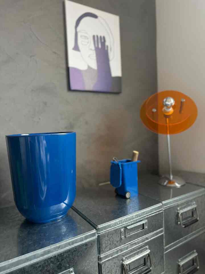 Bagaimana pun, ini adalah ruang yang paling aku sukai.
Begitu saya mendapatkan beberapa barang dengan warna dan bentuk favorit saya,
Meskipun aku mengubahnya tergantung suasana hatiku,
Ini sekarang menjadi susunan pemain awal di rumah kami.

#dulton
#Umbra
#pemburuperabotan
#MUJI
#Lampu meja
#Sampah