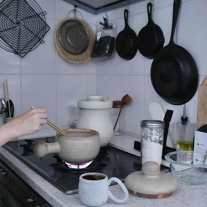 #Kazuhiro Tsubota
#Aya Tsubota
#Pot tanah liat
# Pot satu tangan
#Peralatan Makan
#Saya suka tembikar
#Saya ingin terhubung dengan orang-orang yang menyukai tembikar
#kapal
#Saya suka tembikar
#KehidupanSehari-hari
#Nikmati hidup
#Catatan hidup
#Saya ingin hidup dikelilingi oleh hal-hal yang saya sukai
#Hidup dikelilingi oleh hal-hal yang Anda cintai
#Campuran interior
#Hidup dengan barang antik
#Hidup dengan barang lama
#Hidup dengan barang antik
#Kerinduan pada desain interior luar negeri
#pecintainterior
#Alat hidup
#Barang monoton
#Hidup di apartemen
#Interior apartemen
Bahasa Indonesia: #eosm100