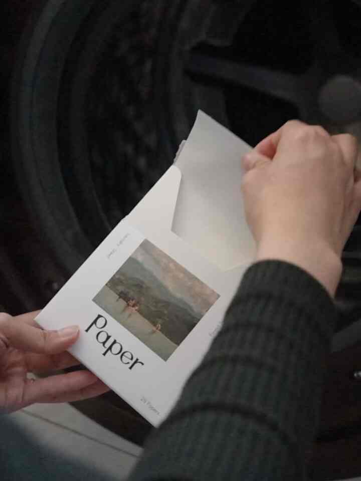 ＿＿＿＿＿＿＿＿＿＿＿＿

素敵なものに出会えると嬉しい。

環境や人、動物に優しいペーパー洗剤。

#紙洗剤 #洗濯 #ランドリー用品 #ランドリールーム 