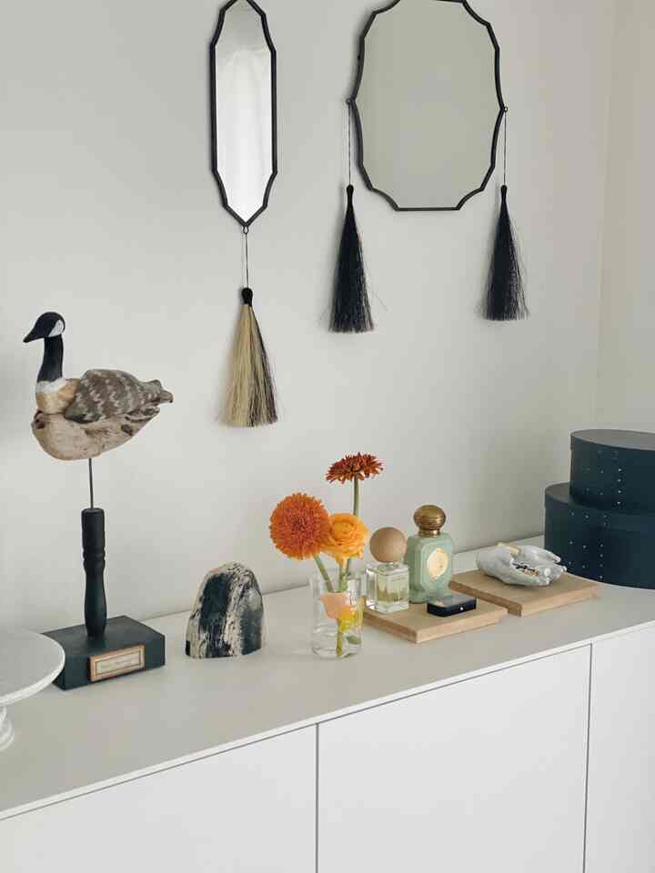 Saya merangkai bunga yang tahan lama dalam gelas kaca🌼🧡


#Bunga #花瓶 #ガラス花瓶 #コップ #飾り棚