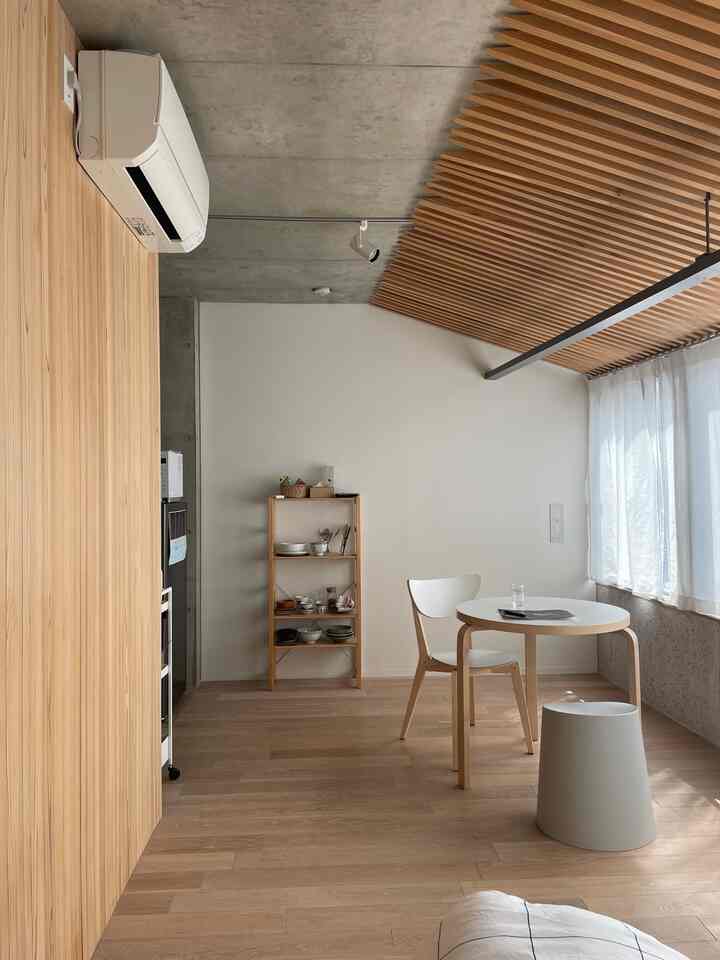 予定がない休日、久しぶりに晴れた気がしてる 

#artek #90Bテーブル #アルテック #IKEA #IKEA家具 #無印良品 #一人暮らし #ワンルーム #デザイナーズ #賃貸 #コンクリート打ち放し