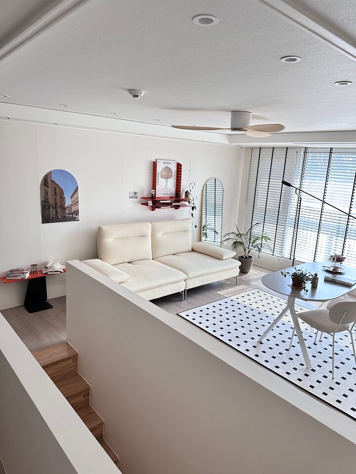 short form carousel card thumbnail